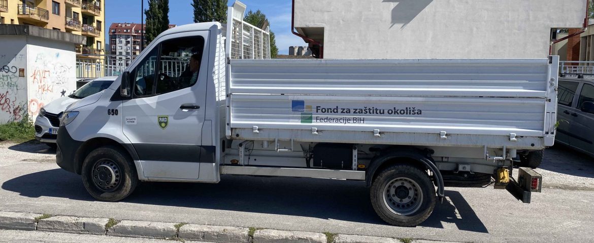 Isporuka malog trostranog kipera TK10-3.5 za RAD Sarajevo