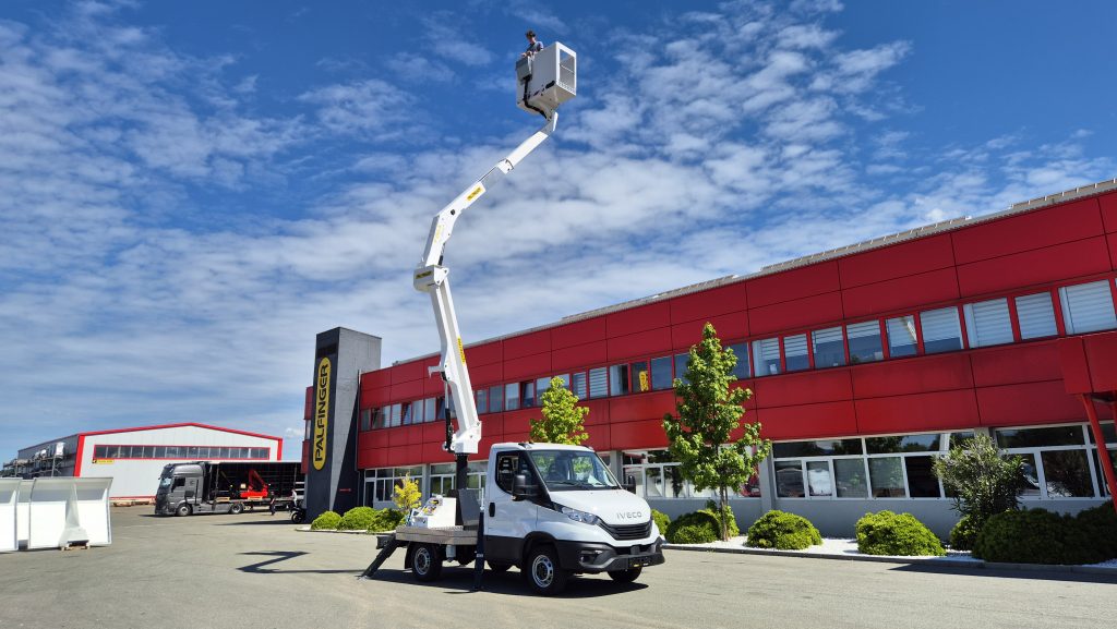 Isporuka radne korpe P130A za JP Elektroprivreda BiH-Podružnica Tuzla